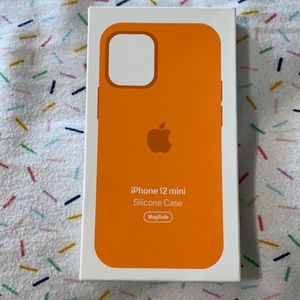 iPhone 12 mini case magsafe